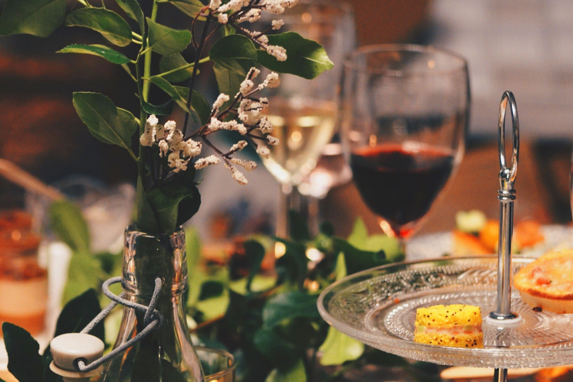 Firmenfeier-Regensburg_caroline-hernandez-8IR7jXjNG0w-unsplash_3:2 Firmenfeier-Regensburg_