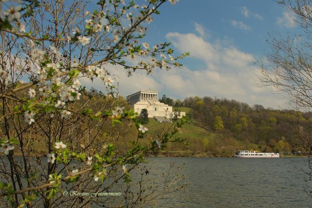 Walhalla-Fruehling_Personenschifffahrt Klinger
