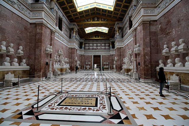 Walhalla-Innen_Personenschifffahrt Klinger