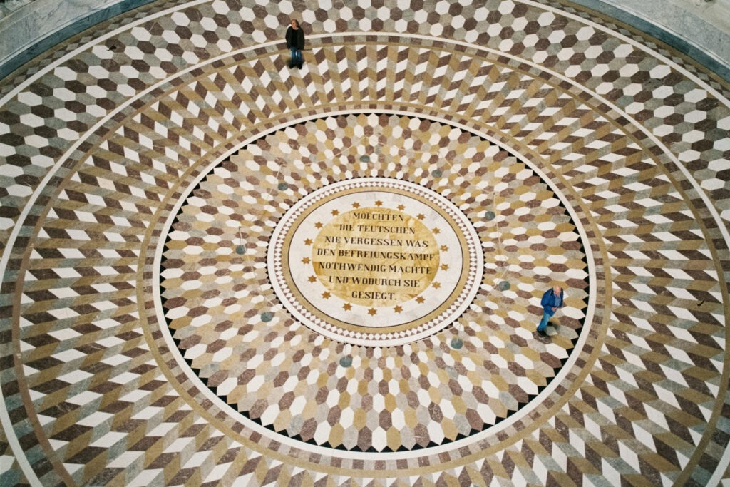 Befreiungshalle-Personenschifffahrtklinger_markus-spiske-u63__MG8cOg-unsplash Befreiungshalle-Personenschifffahrtklinger