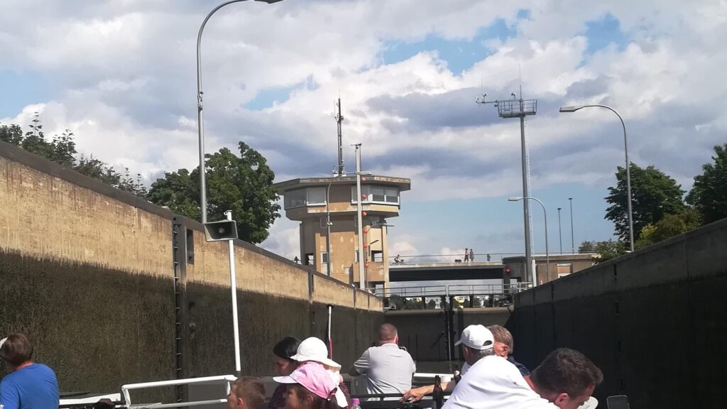 Schleuse-Regensburg_Personenschifffahrt Klinger Schleuse-Regensburg_Personenschifffahrt Klinger