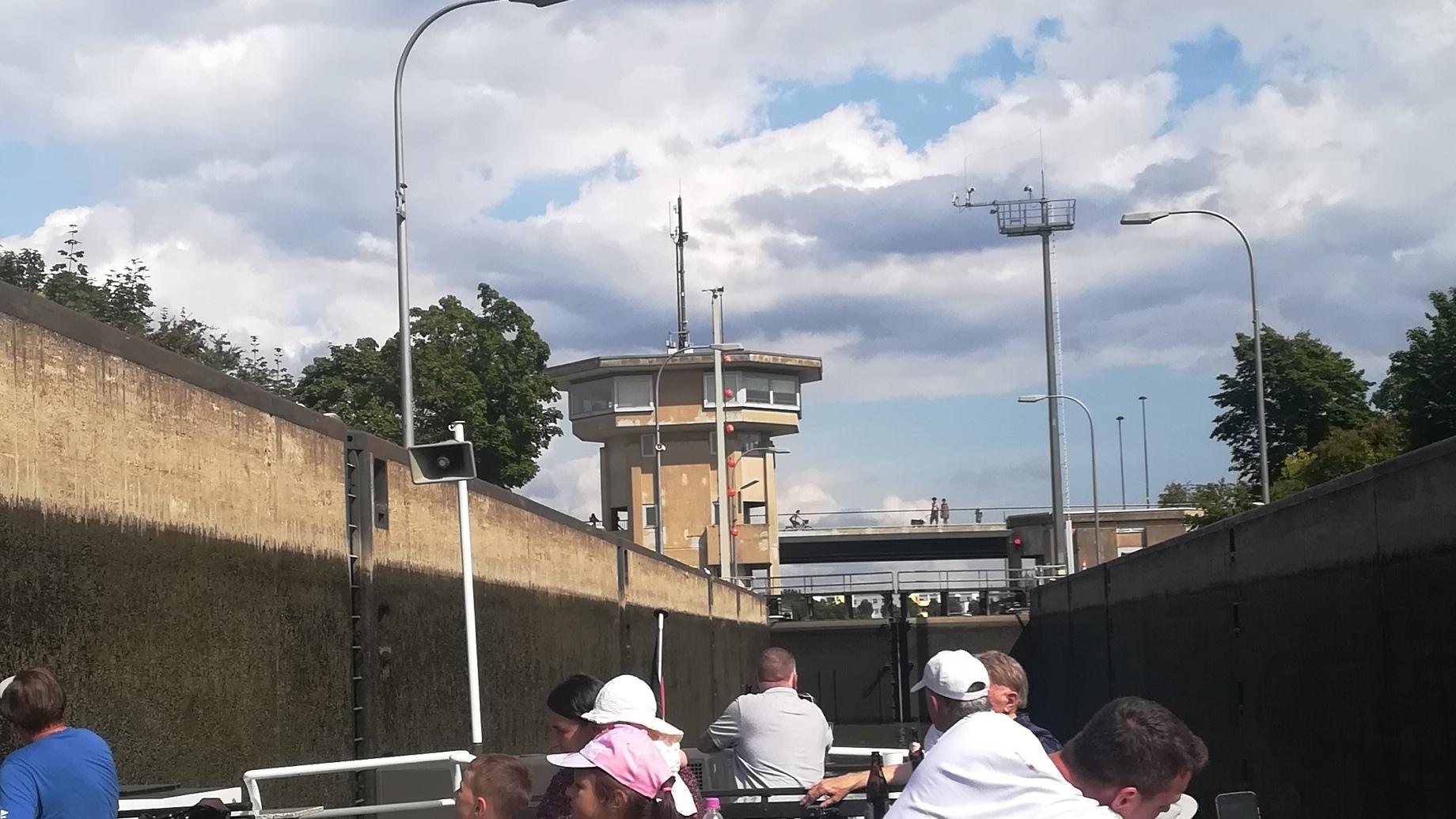 Schleuse-Regensburg_Personenschifffahrt Klinger